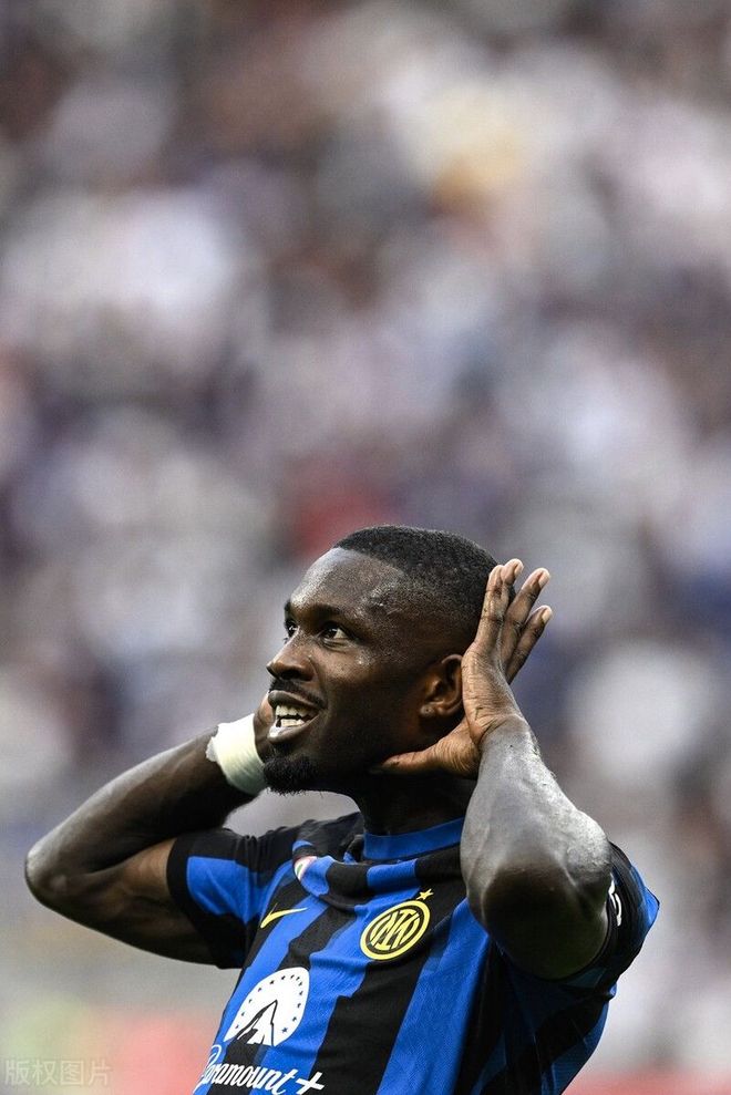 和面具背后 和面具背后